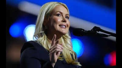 former white house press secretary karoline leavitt will be joining fox news from november 1