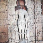 khajuraho vishnu idol