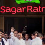 opposition mps at sagar ratna restaurant in delhi