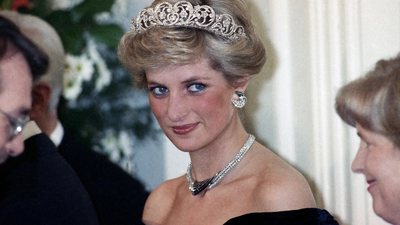 princess dianas secret love story she wanted to marry a heart surgeon she trusted most saying everybody sells me out he is the one person who will never sell me out